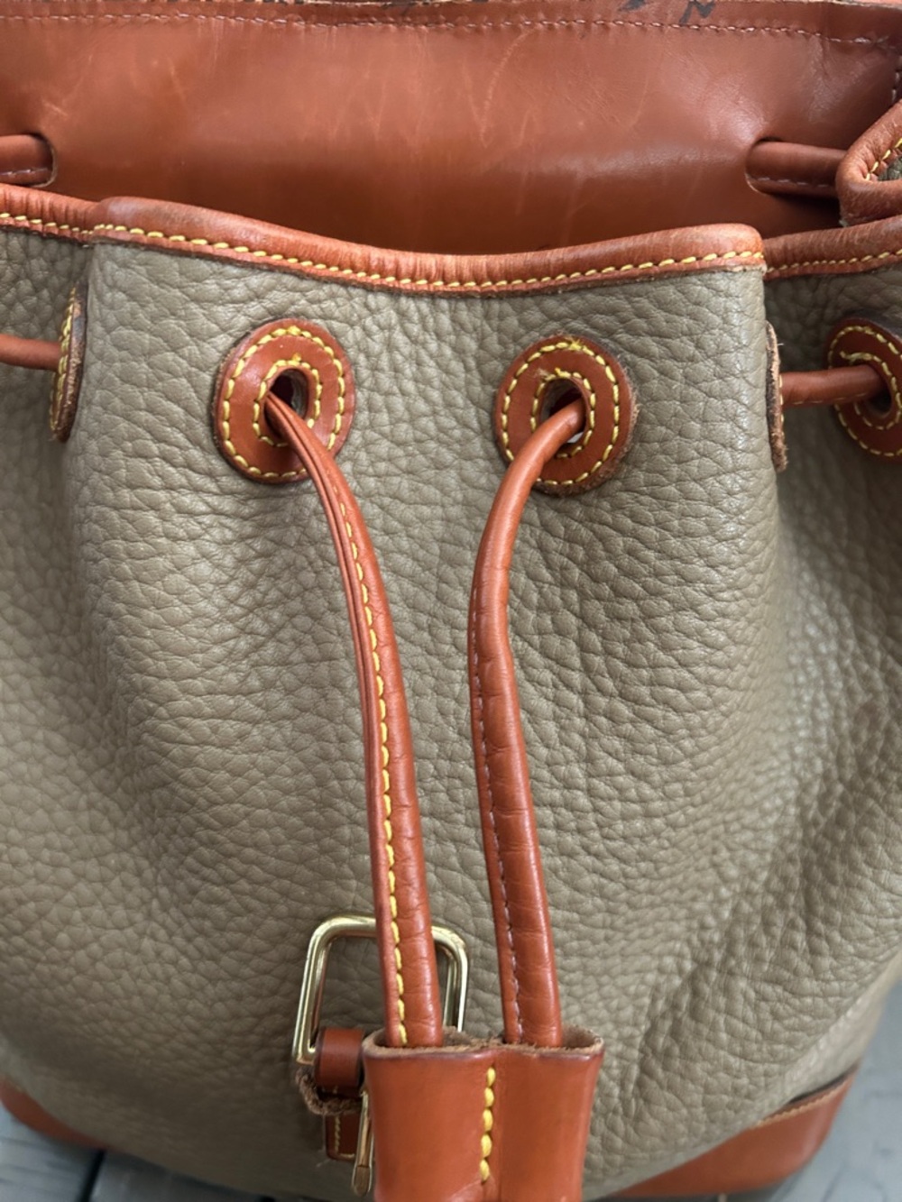 VINTAGE Dooney & Bourke All-Weather Leather classic backpack - Picture 7 of 13